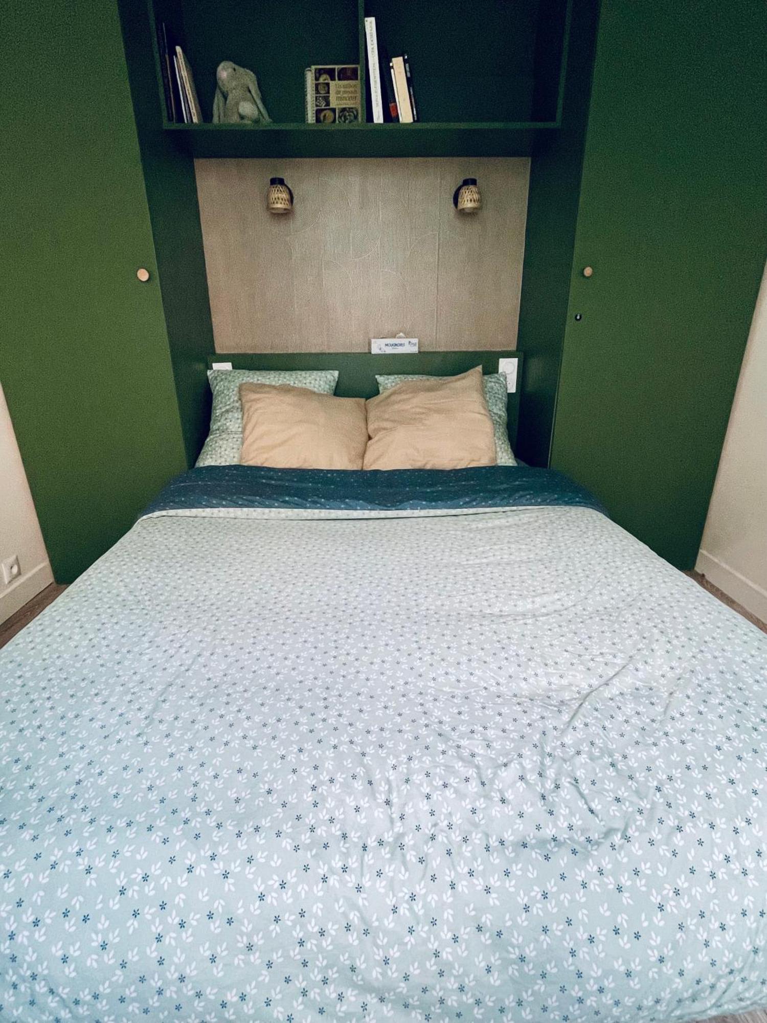 Cosy In Old *